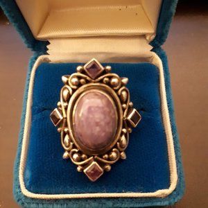Elegant Silver and Purple Gemstone Ring